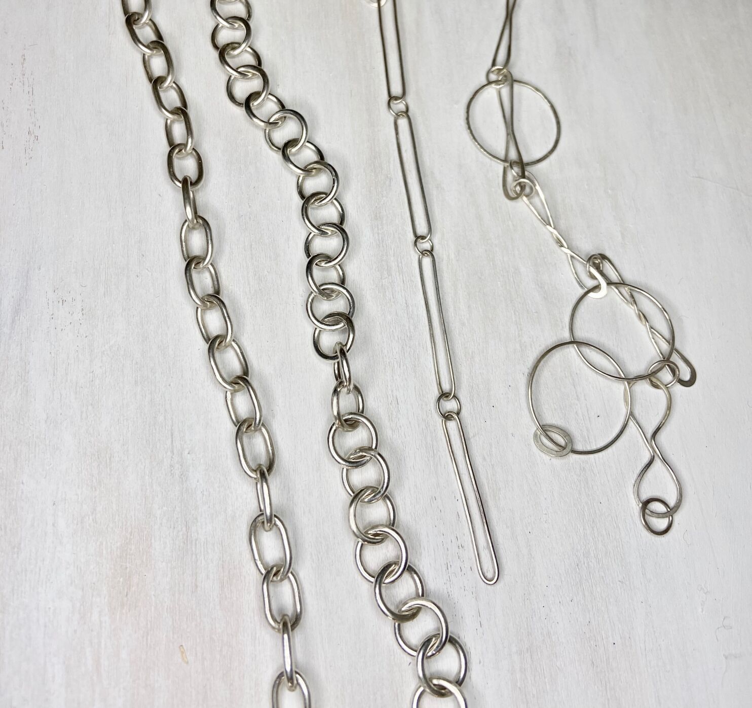 Chains, links and toggle clasps class